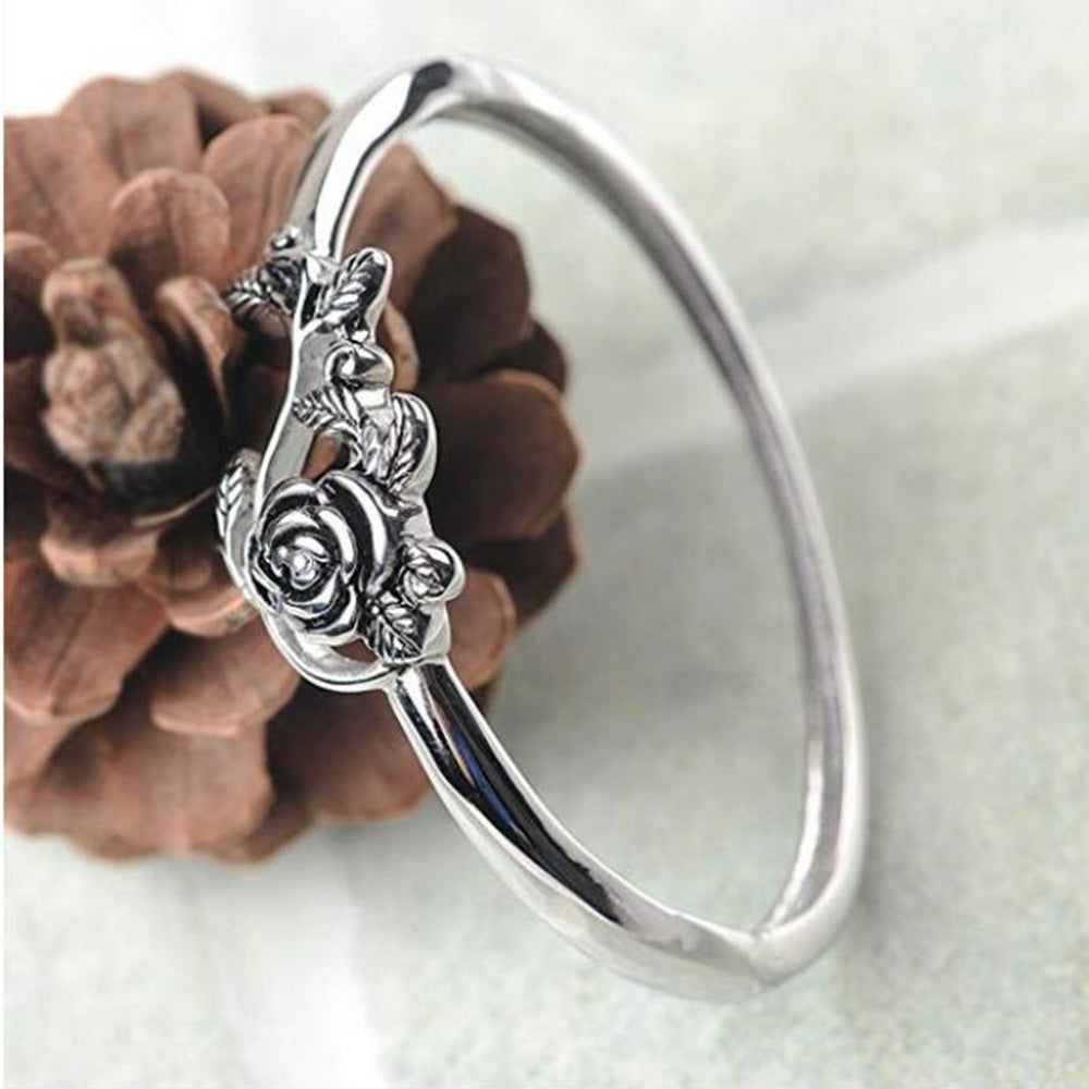 Delicate Artisan Silver Ring
