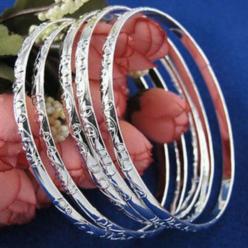 Charming Silver Bracelet for Any Occasion