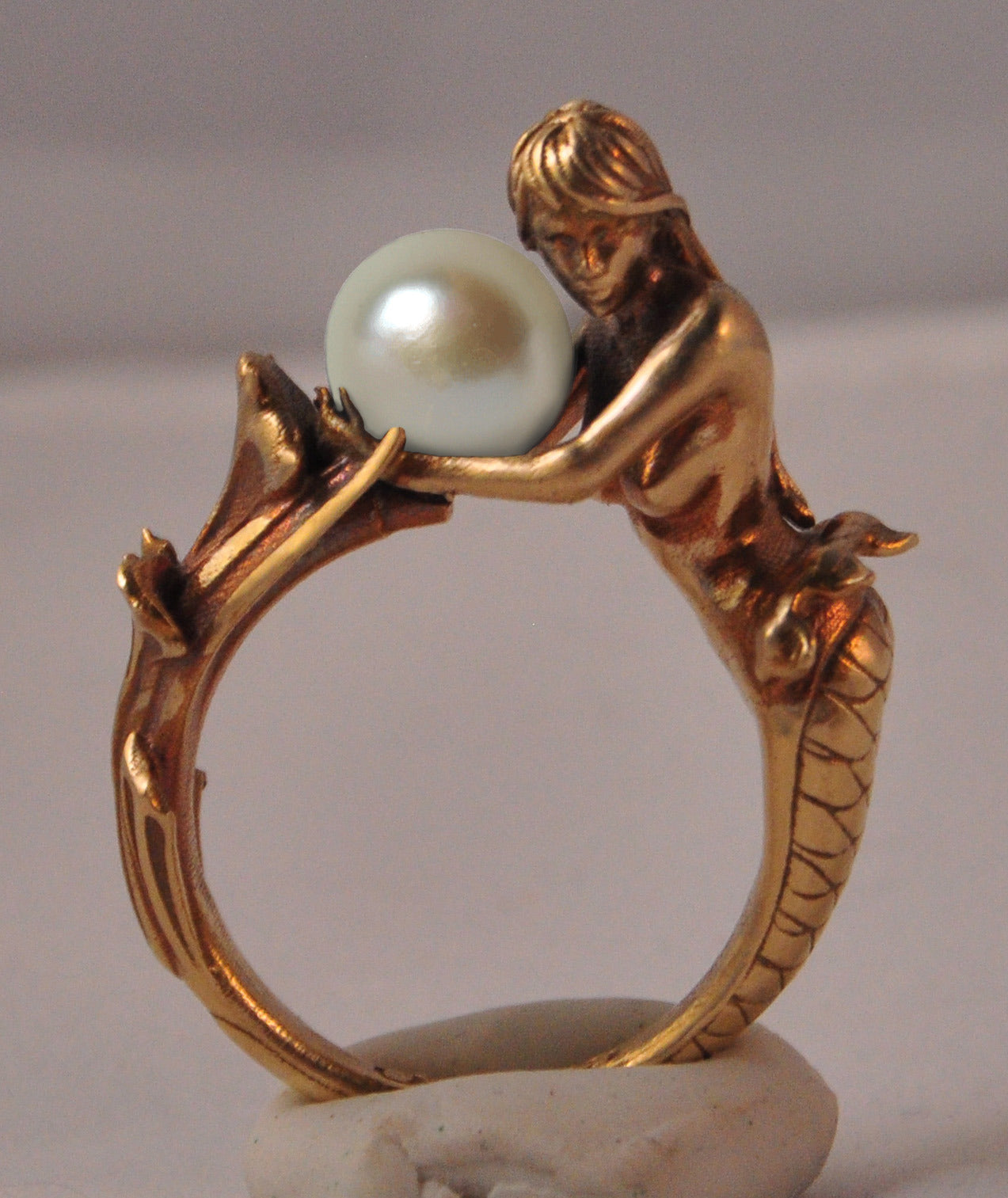 Beautiful Gold Ring with Unique Style