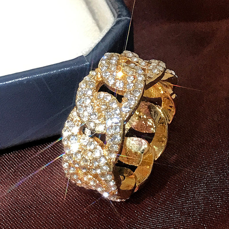 Beautiful Chain with Unique Style