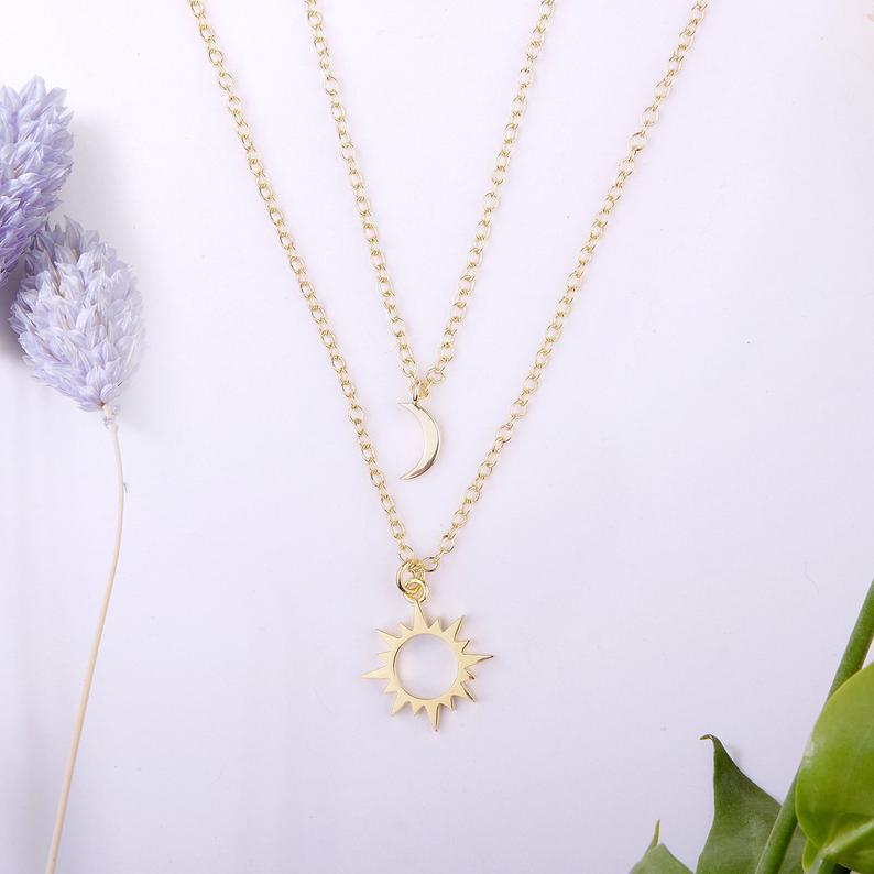 Stunning Necklace for Daily Wear