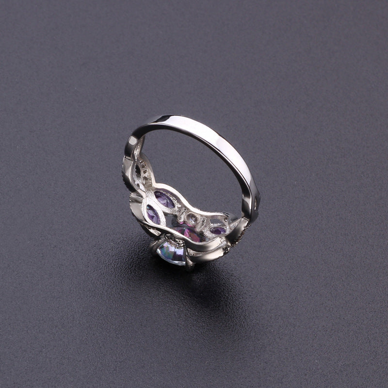 Classic Silver Ring with Timeless Appeal
