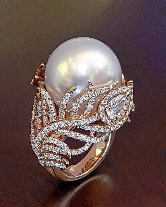Stunning Pearl Ring for Daily Wear