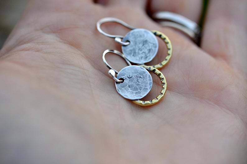 Charming Earring for Any Occasion