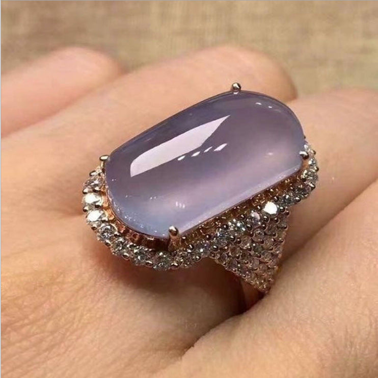 Beautiful Gold Ring with Unique Style