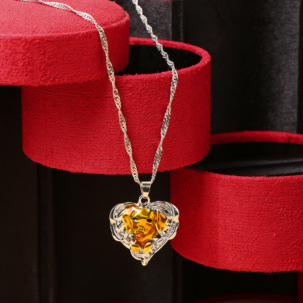 Beautiful Gold Necklace with Unique Style