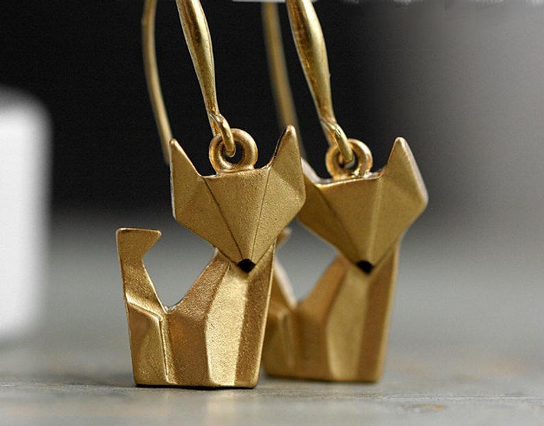 Elegant Gold Earring for Every Occasion