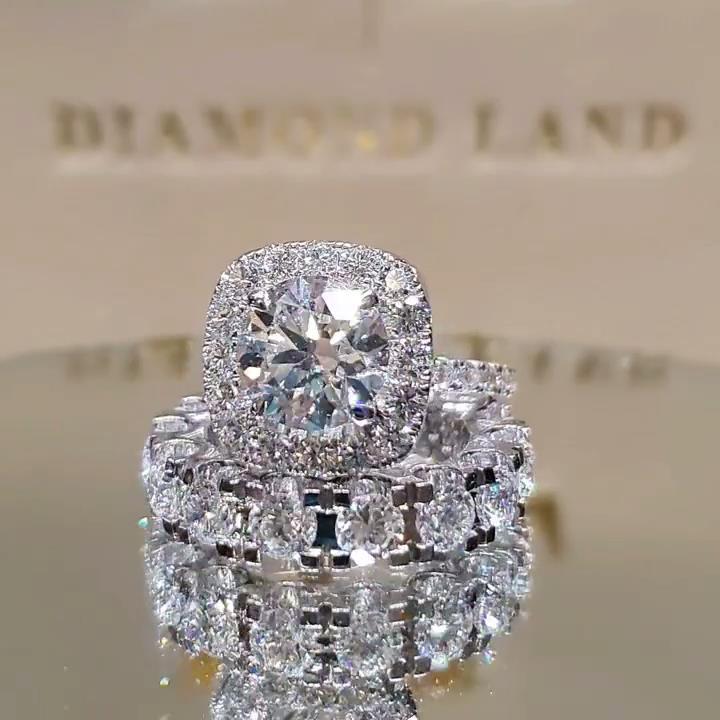 Beautiful Ring with Unique Style