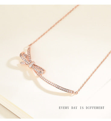 Beautiful Gold Necklace with Unique Style