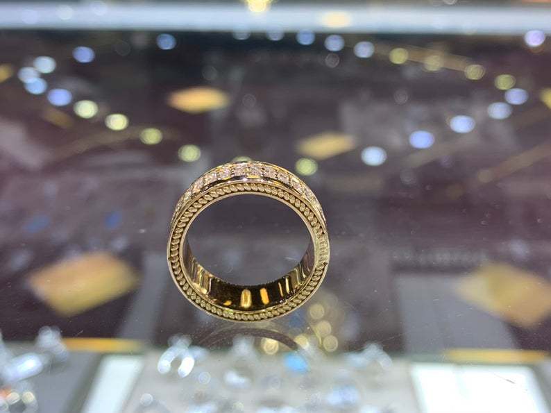 Beautiful Gold Ring with Unique Style