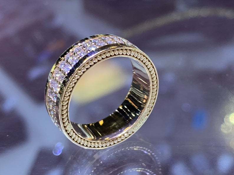 Beautiful Gold Ring with Unique Style