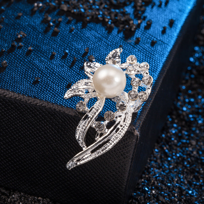 Beautiful Pearl Piece with Unique Style