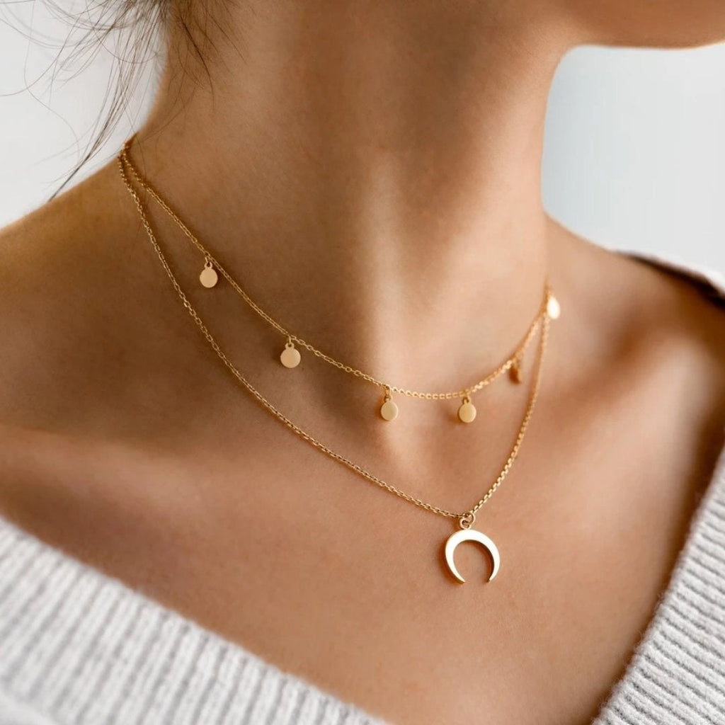 Beautiful Gold Necklace with Unique Style