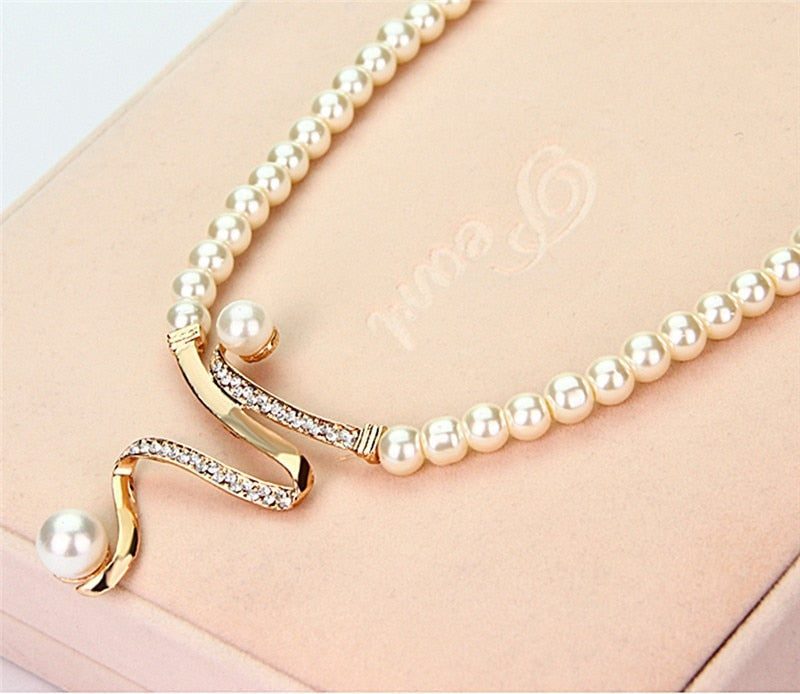 Charming Pearl Set for Any Occasion