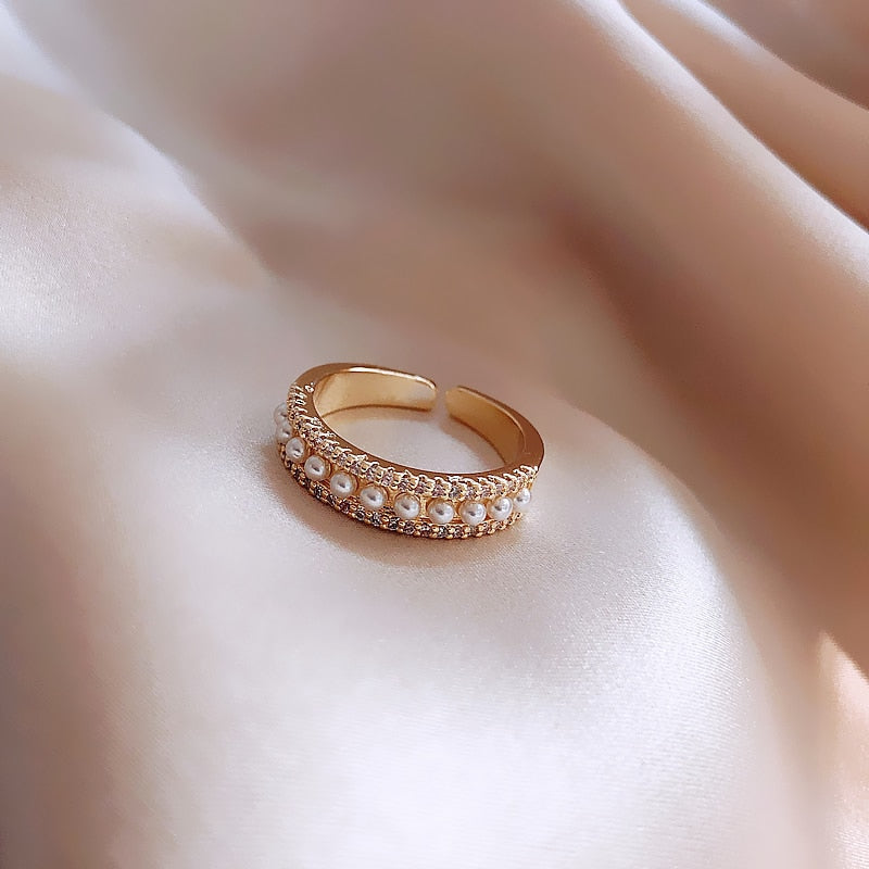 Beautiful Gold Ring with Unique Style