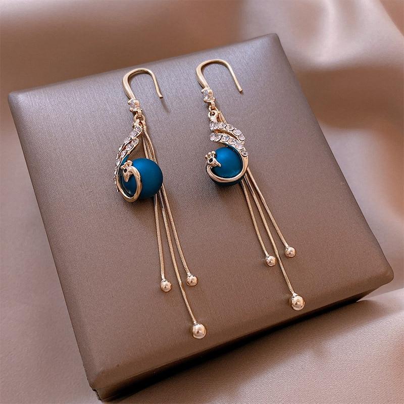Elegant Earring for Every Occasion