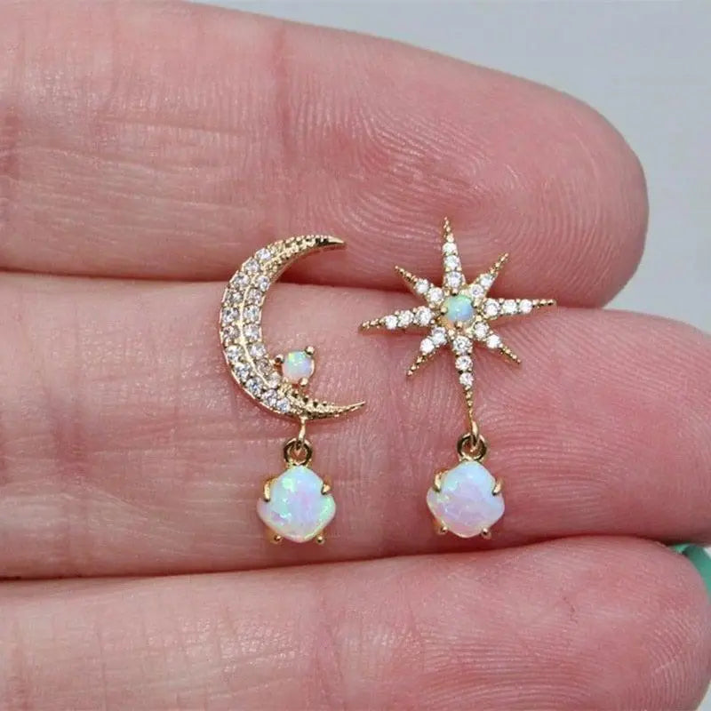 Delicate Artisan Gold Earring