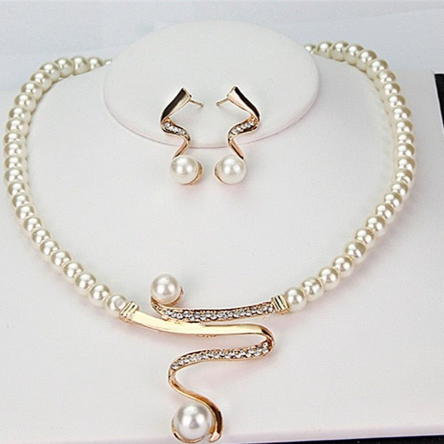 Charming Pearl Set for Any Occasion