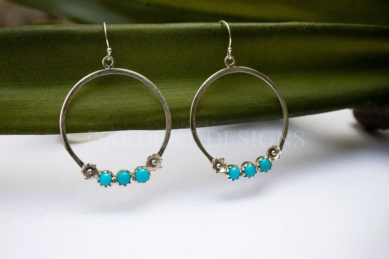 Vintage Handmade Silver Earring