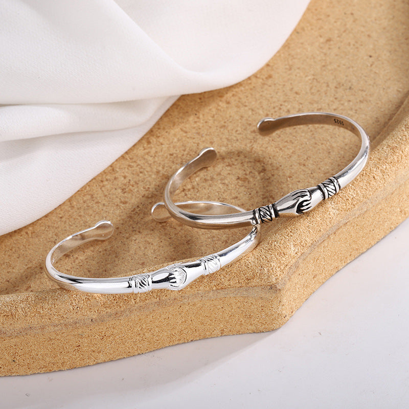 Beautiful Silver Bracelet with Unique Style