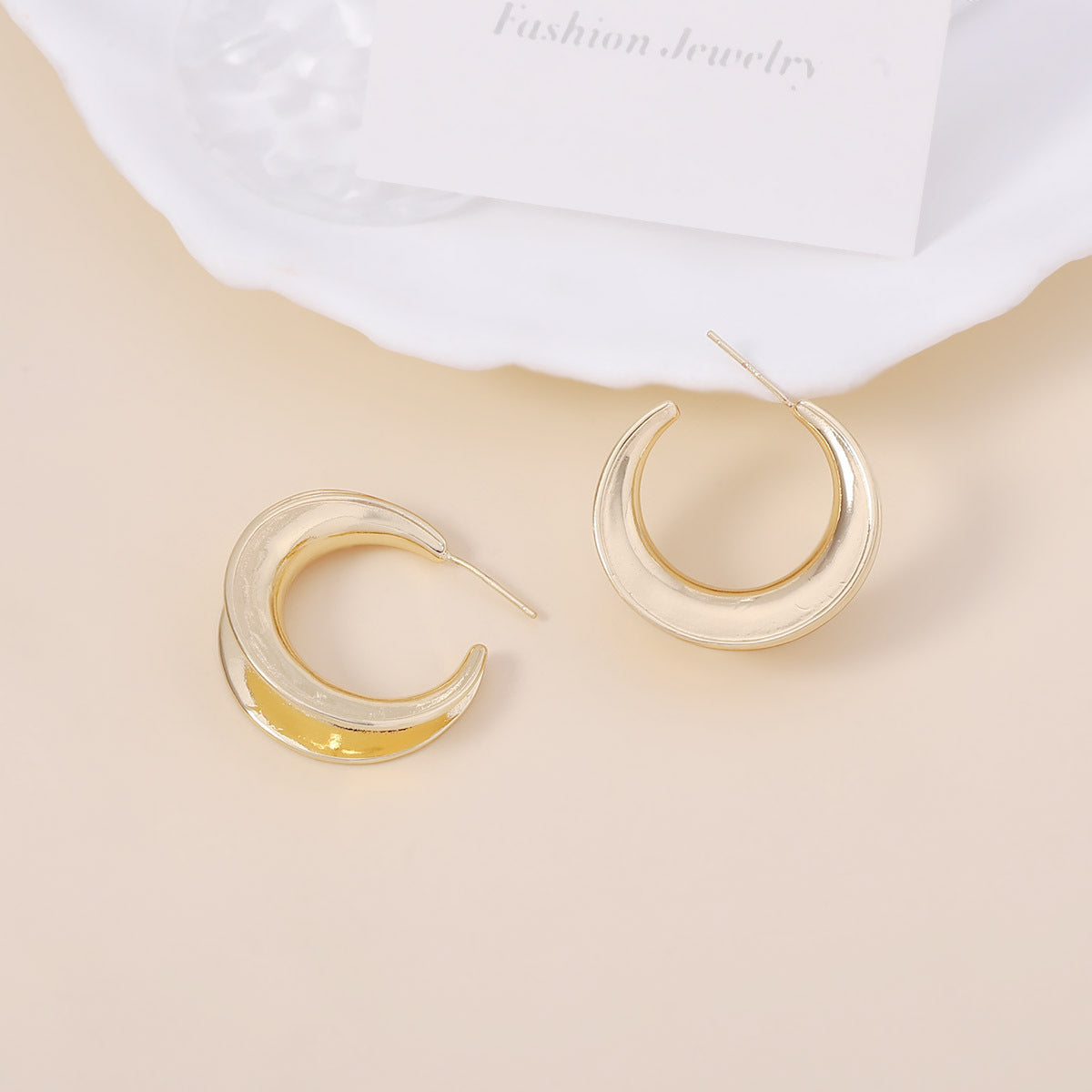 Vintage Handmade Earring