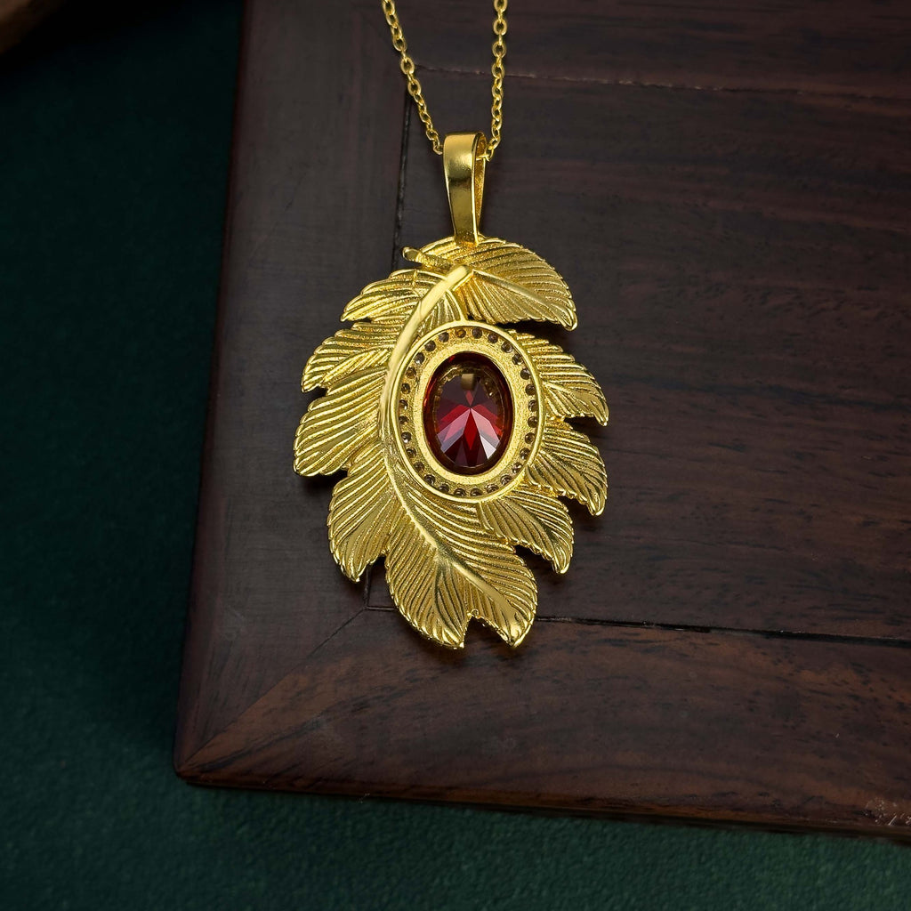 Beautiful Gold Necklace with Unique Style