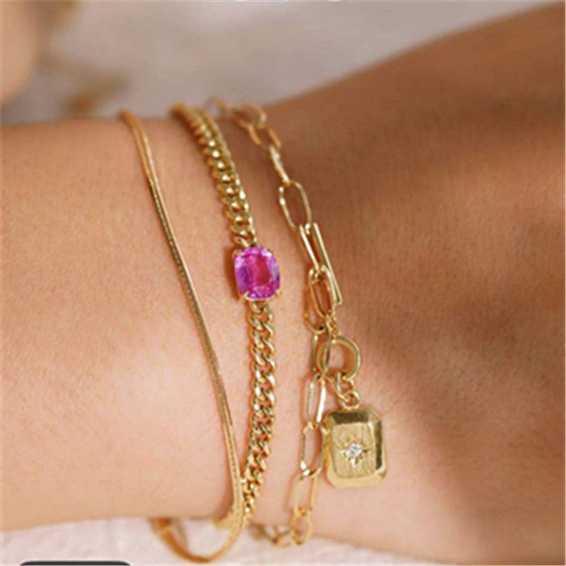 Beautiful Gold Bracelet with Unique Style