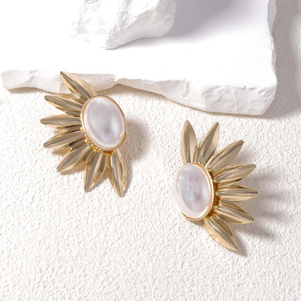 Beautiful Pearl Earring with Unique Style