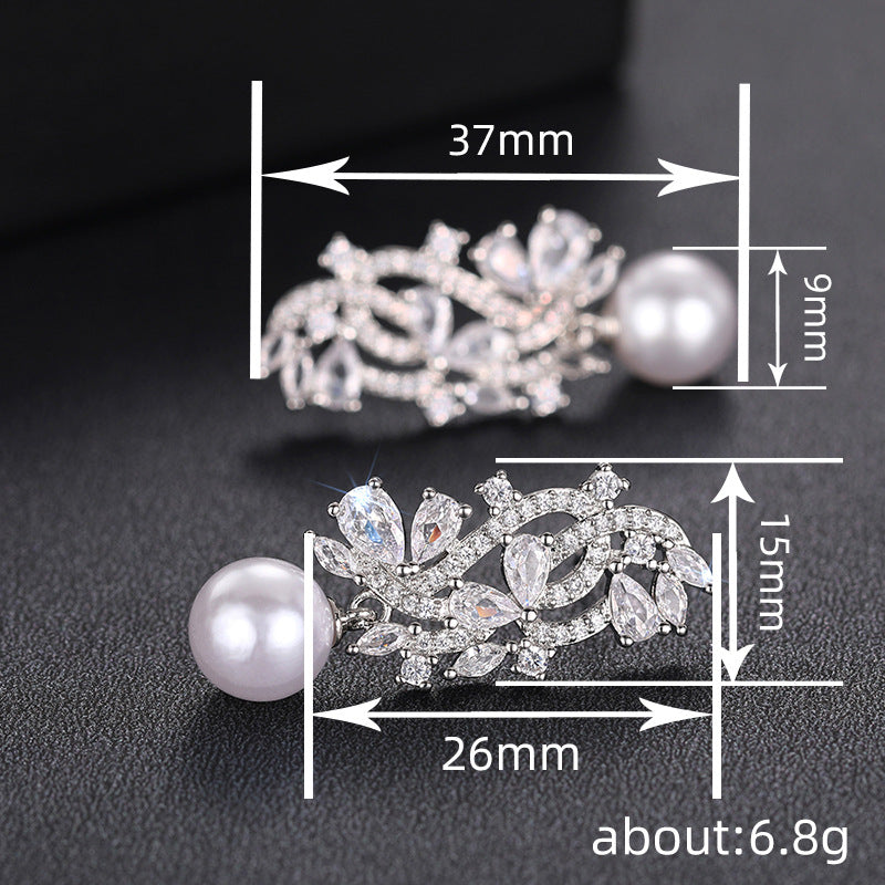 Beautiful Pearl Earring with Unique Style