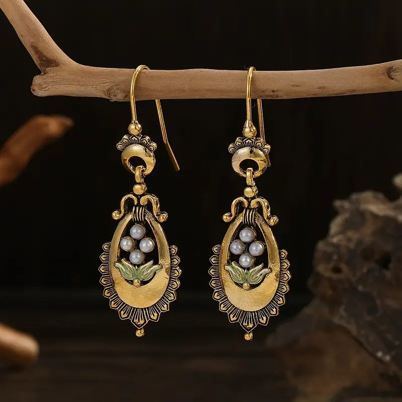 Charming Pearl Earring for Any Occasion