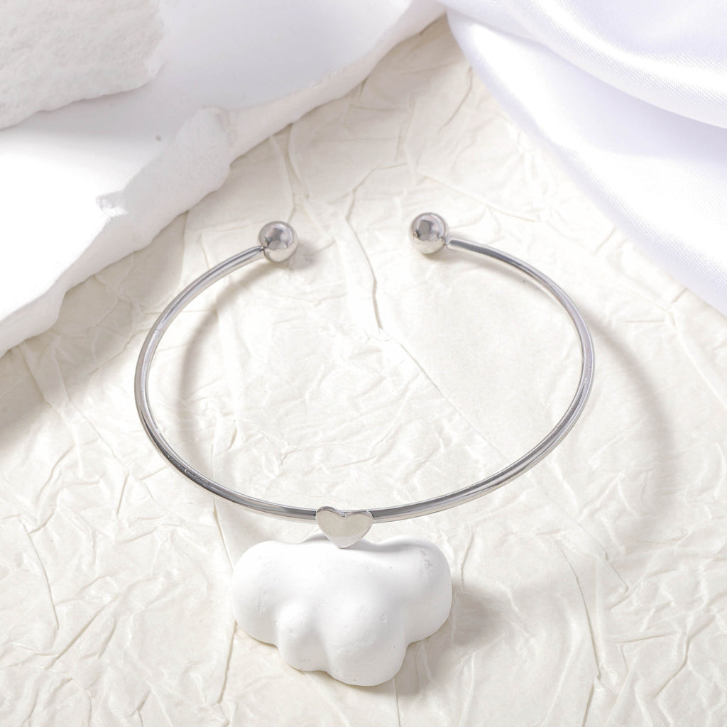 Charming Bracelet for Any Occasion