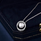 Beautiful Pearl Necklace with Unique Style