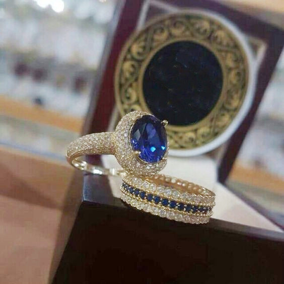 Beautiful Gold Ring with Unique Style