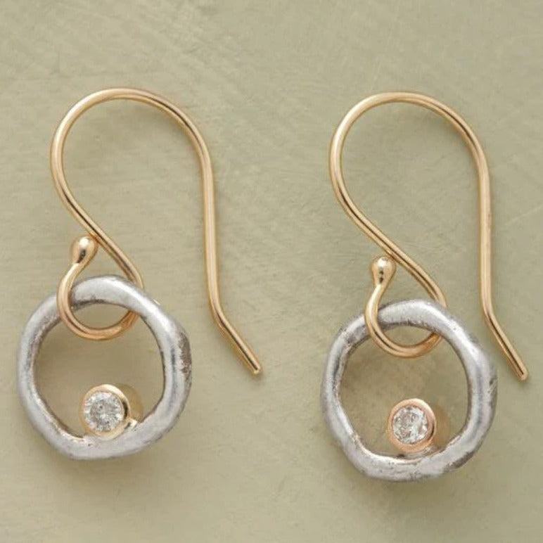 Charming Earring for Any Occasion