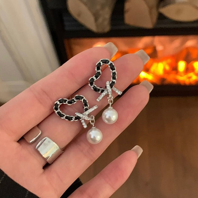 Charming Pearl Earring for Any Occasion