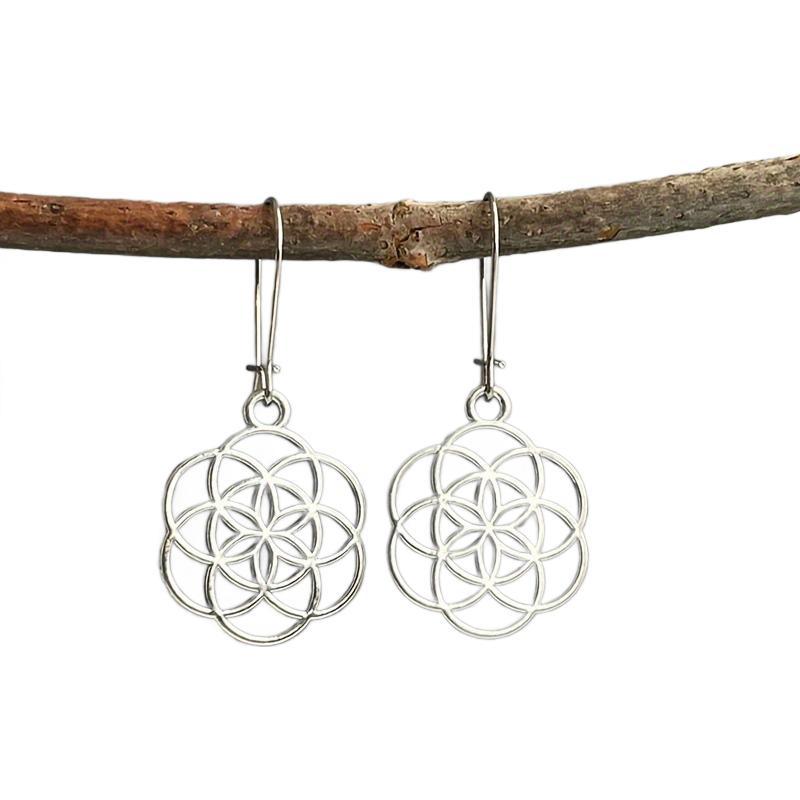 Charming Earring for Any Occasion