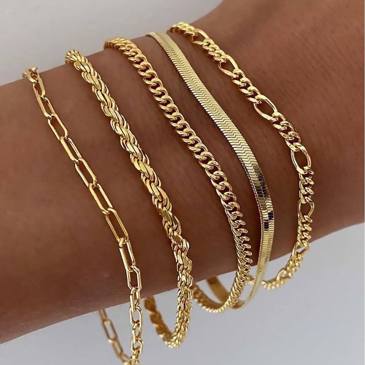 Charming Gold Set for Any Occasion