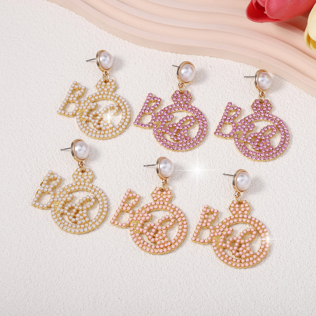 Charming Pearl Earring for Any Occasion