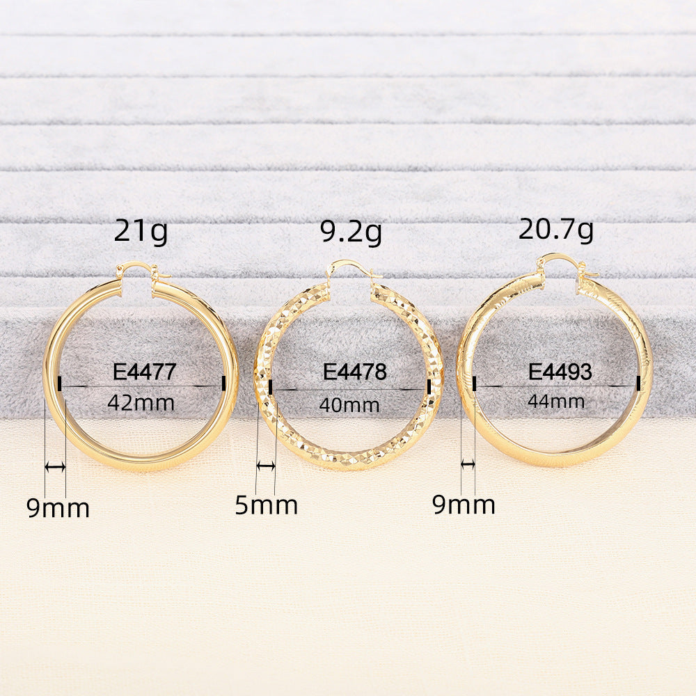 A Romantic Earring for Special Moments