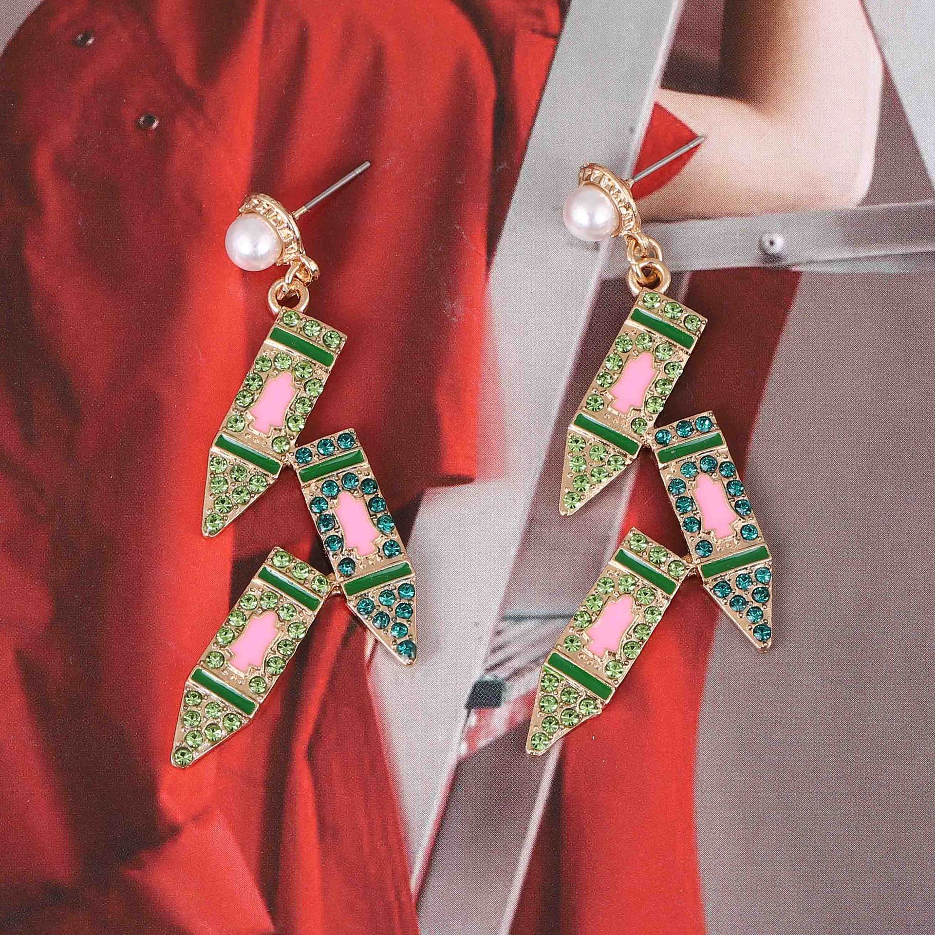 Charming Pearl Earring for Any Occasion