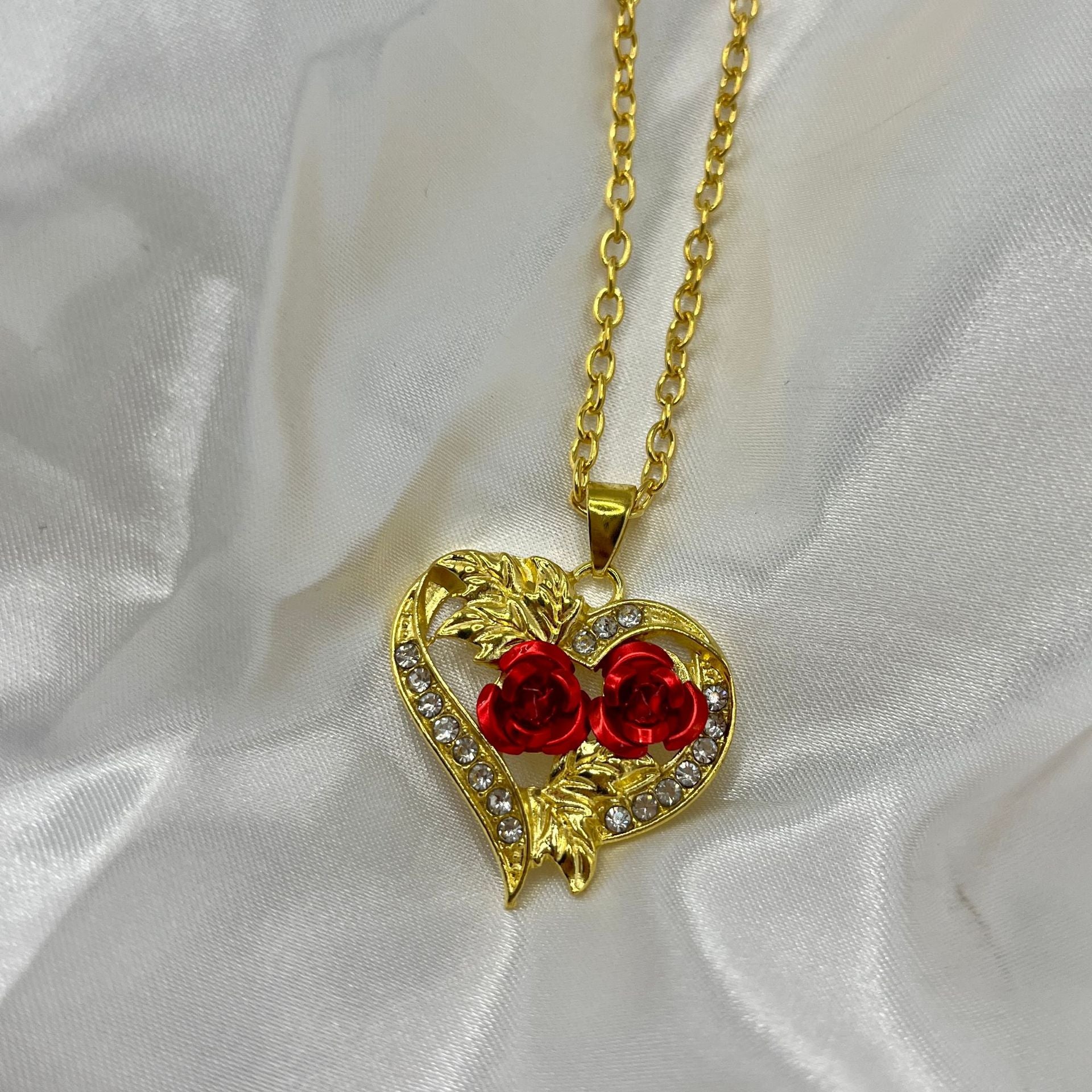 Charming Necklace for Any Occasion