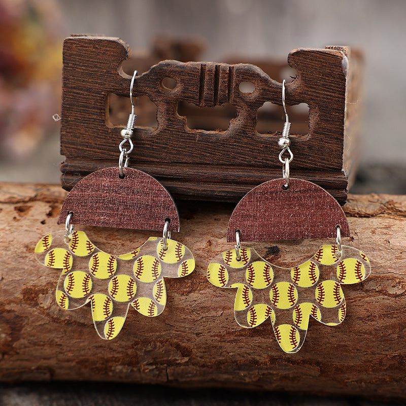 Charming Earring for Any Occasion