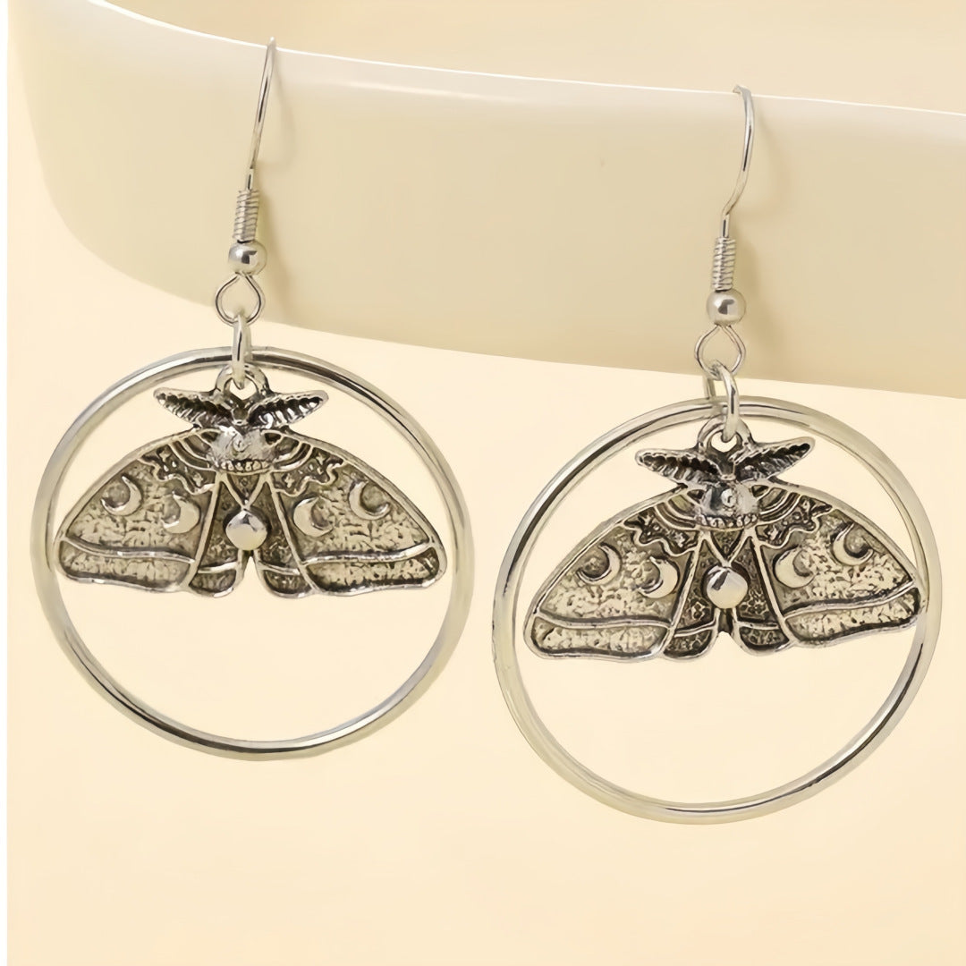 Charming Earring for Any Occasion