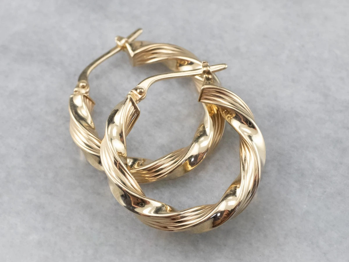 Classic Earring with Timeless Appeal