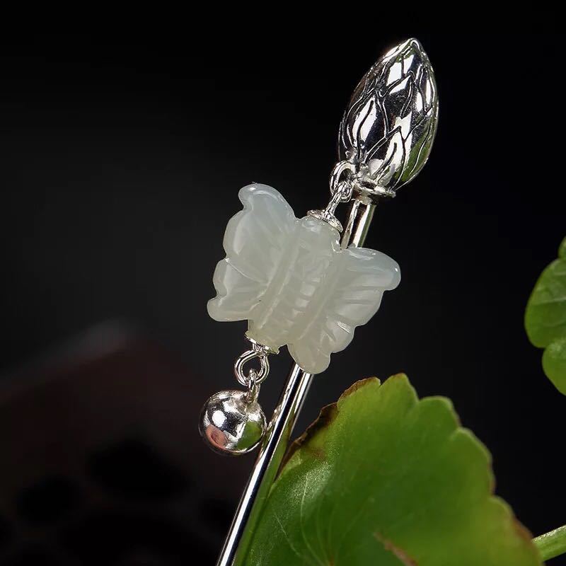 Stunning Silver Piece for Daily Wear