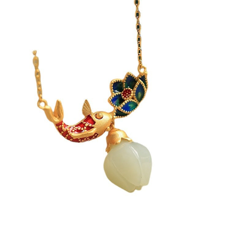 Beautiful Gold Necklace with Unique Style