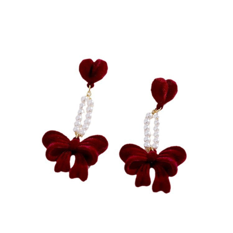 Beautiful Pearl Earring with Unique Style