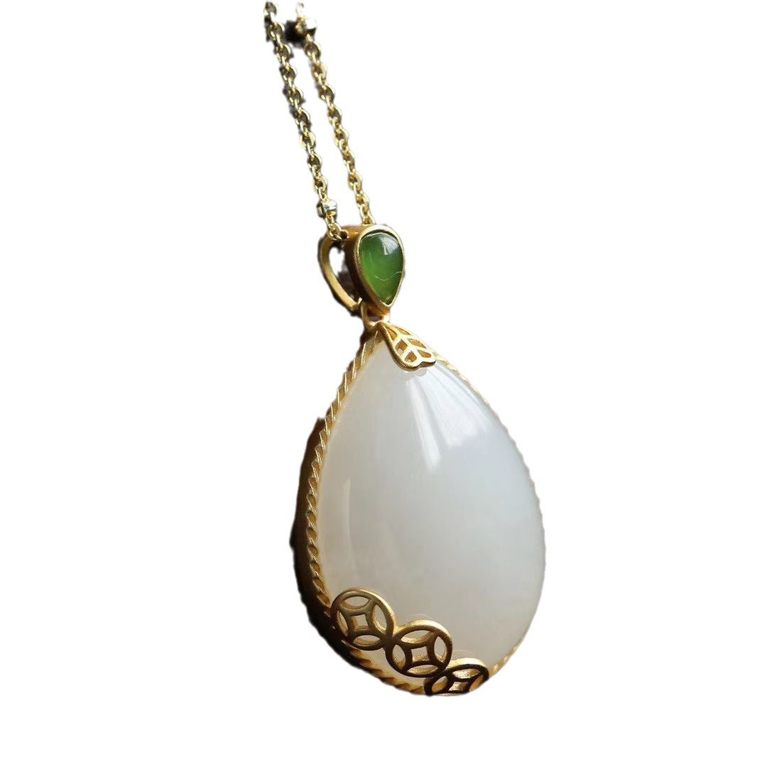 Stunning Silver Necklace for Daily Wear