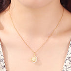 Beautiful Gold Necklace with Unique Style