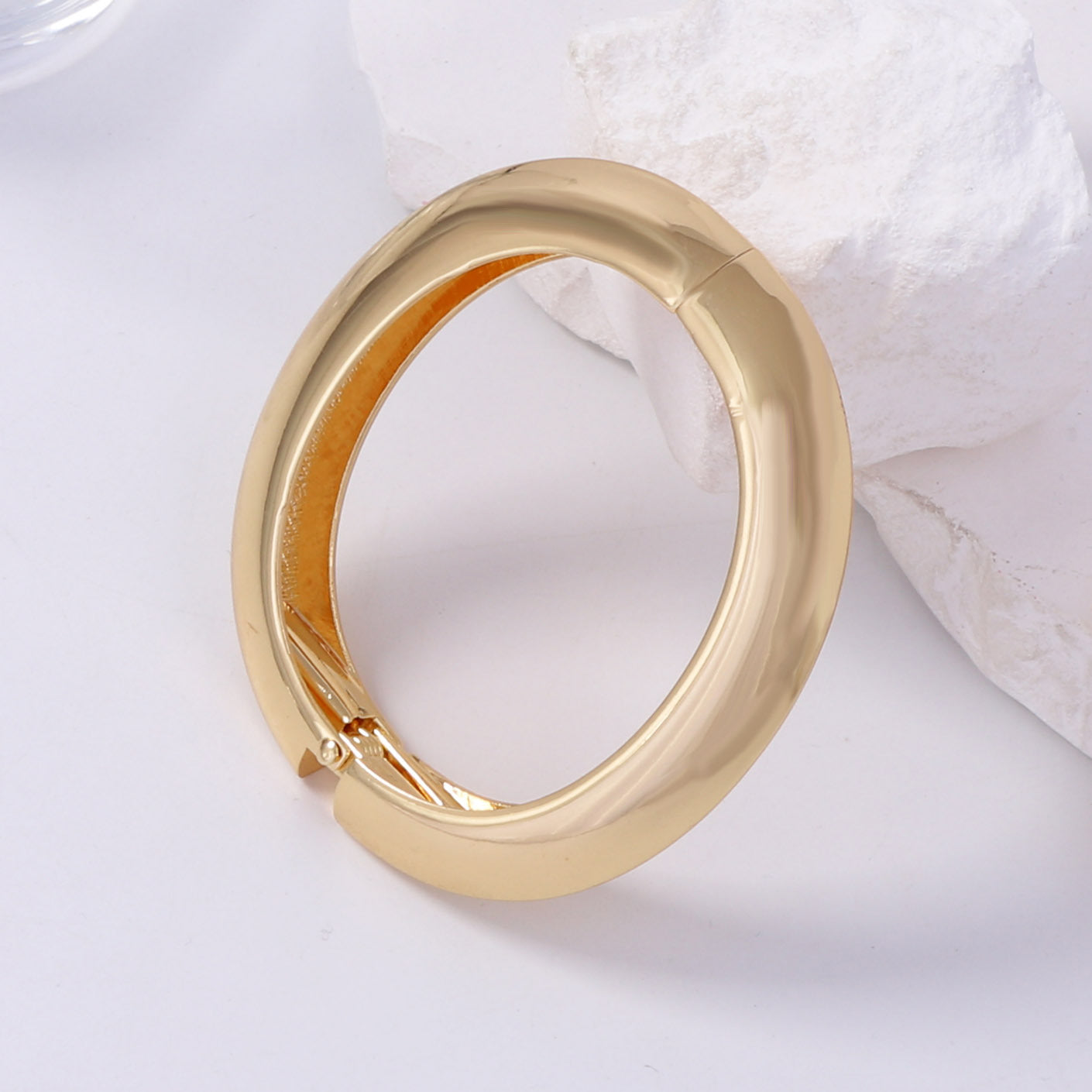 Charming Bracelet for Any Occasion